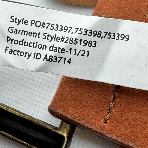 Maurices Faux Suede Leather Belt Women’s 42’ or XL Rust Color Stitching Detail - Picture 5 of 7